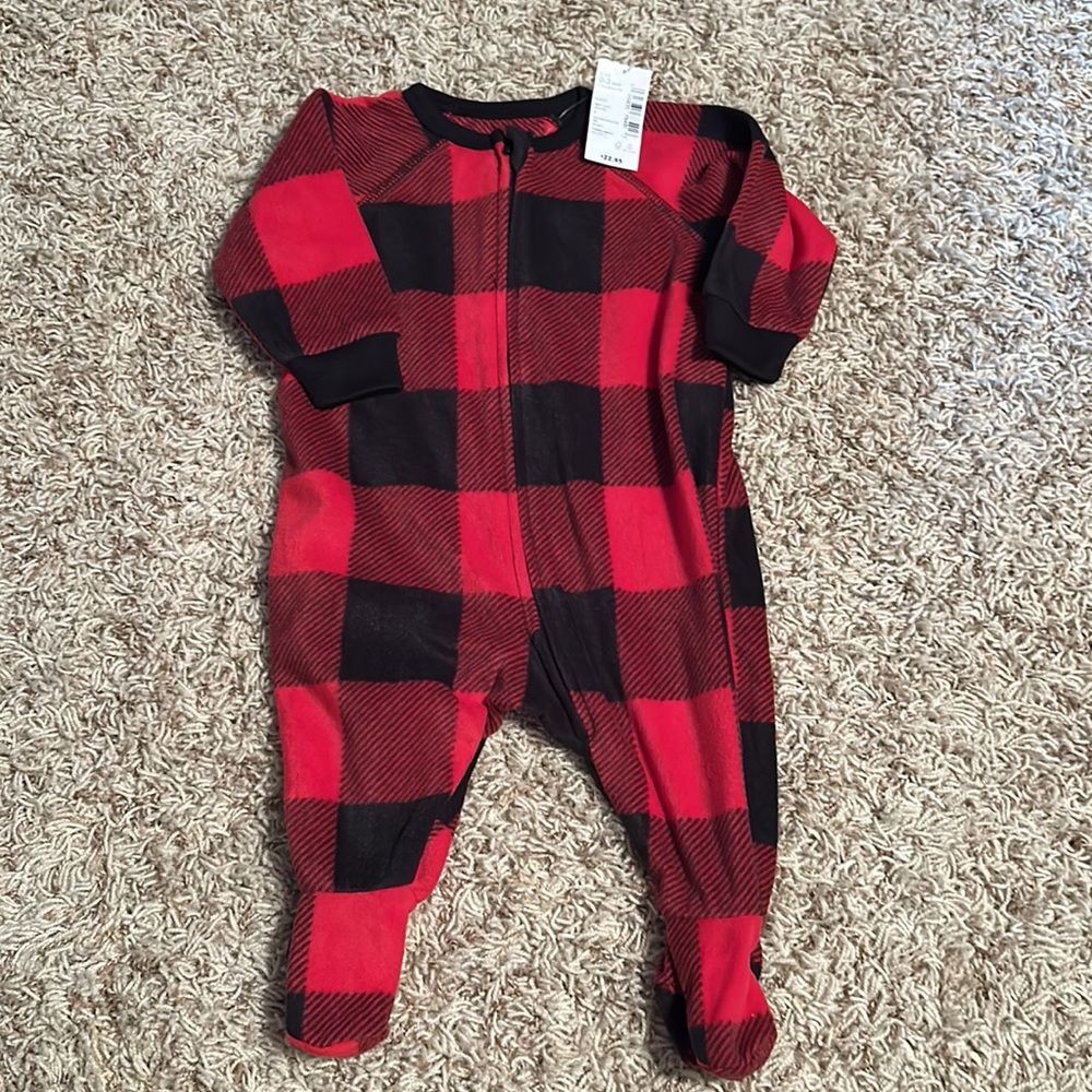 NWT - The Children’s Place- Baby Pajamas- Size 0-3 Months